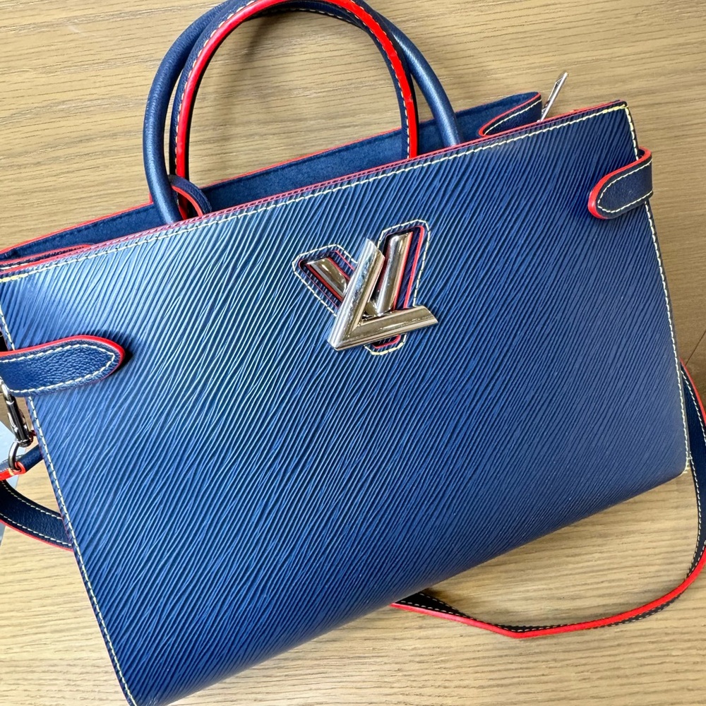Louis Vuitton EPI TWIST TOTE INDIGO